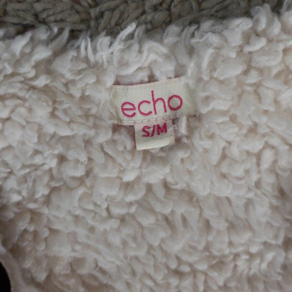 FAUX SHERPA VEST SZ S/M - Picture 5 of 7